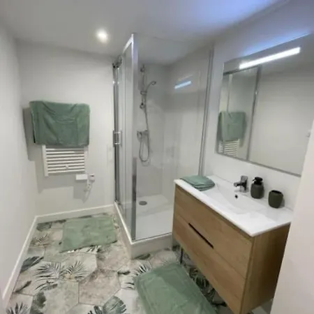 Appartamento Dans Les Nuages - T2 Spacieux Standing - Metro - Wifi Tolosa